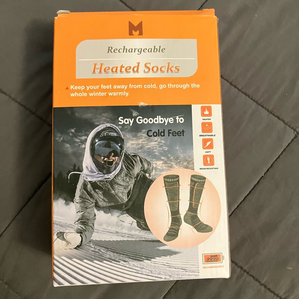 MRAWARM rechargeable heated socks.